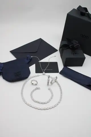 APM product photo in Karama, Dubai