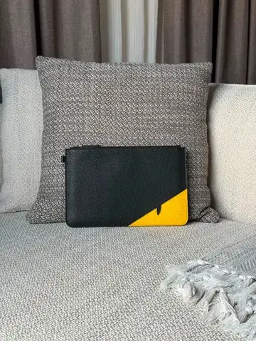 Fendi Messenger Bag in Dubai