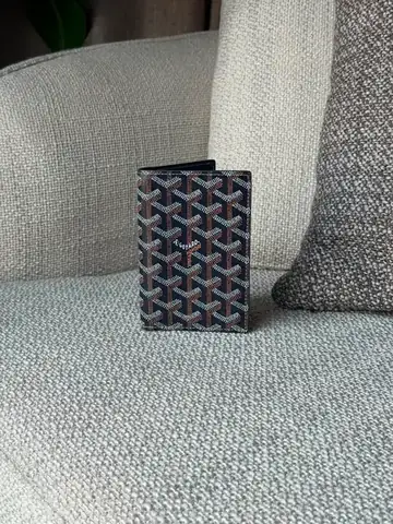 Goyard Saint Pierre Wallet in Dubai