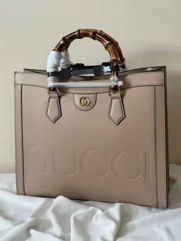 Gucci Diana Small Tote Bag Beige Leather product photo in Karama, Dubai