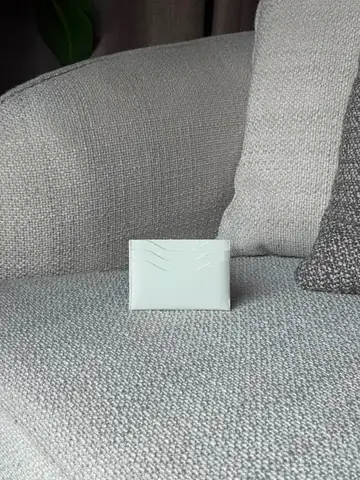 Loro Piana Extra Cardholders in Dubai