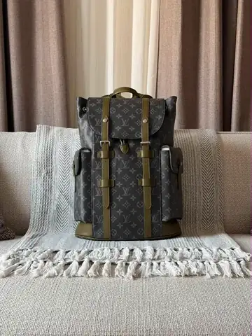 Louis Vuitton Christopher MM backpack in Dubai